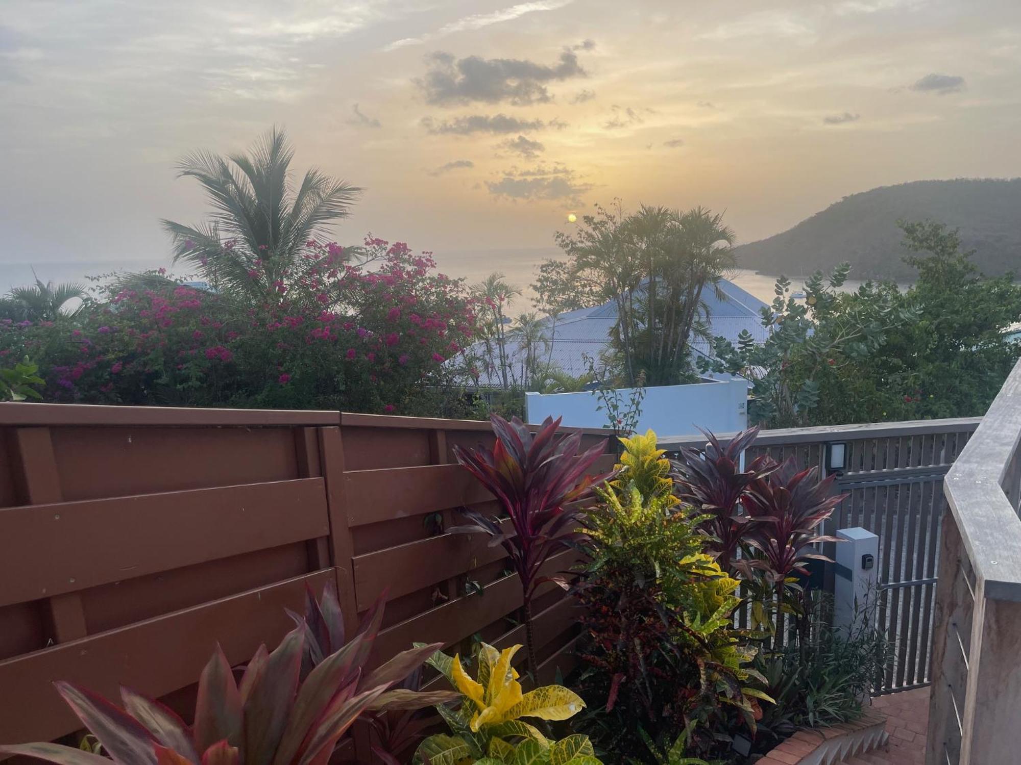 La Villa Kawana A 5 Minutes A Pied De La Plage 레 장세-다르레 외부 사진